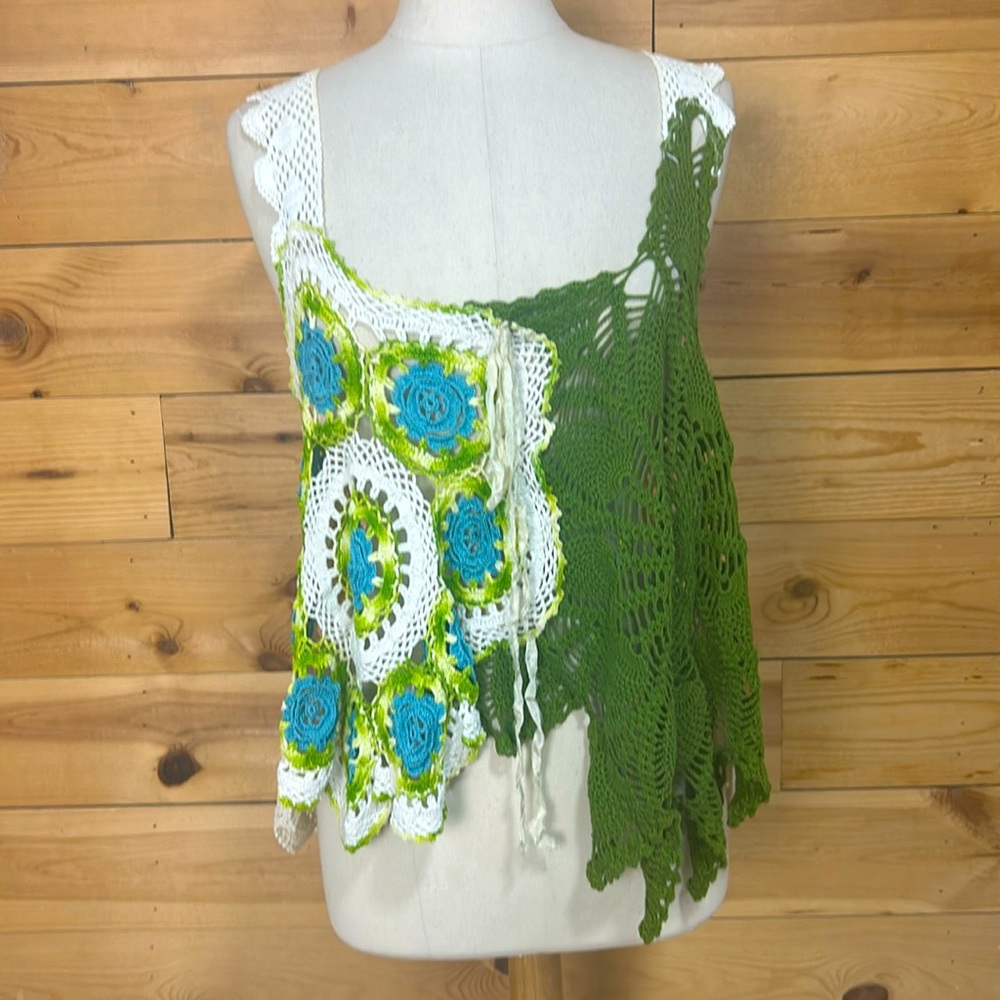 Vintage handmade lace lagenlook layering Gypsy boho bohemian top tank vest Large
